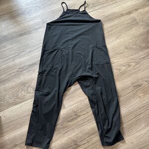 Women’s Size Large Black Jumper Overalls